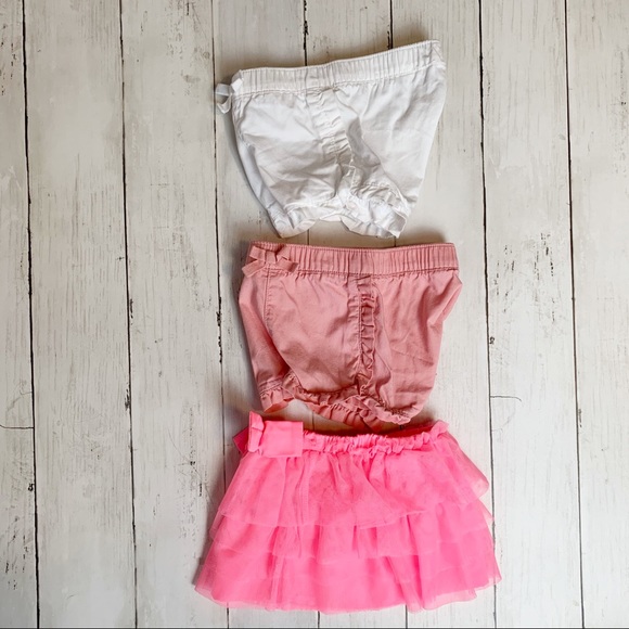 Set of 3 baby shorts and skirt - Picture 3 of 5